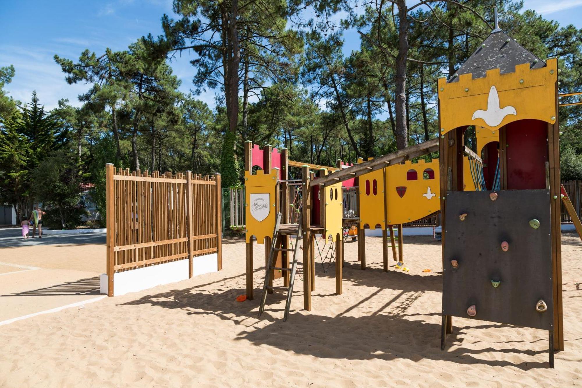Domaine Residentiel De Plein Air Les Dunes Longeville-sur-Mer Exteriör bild